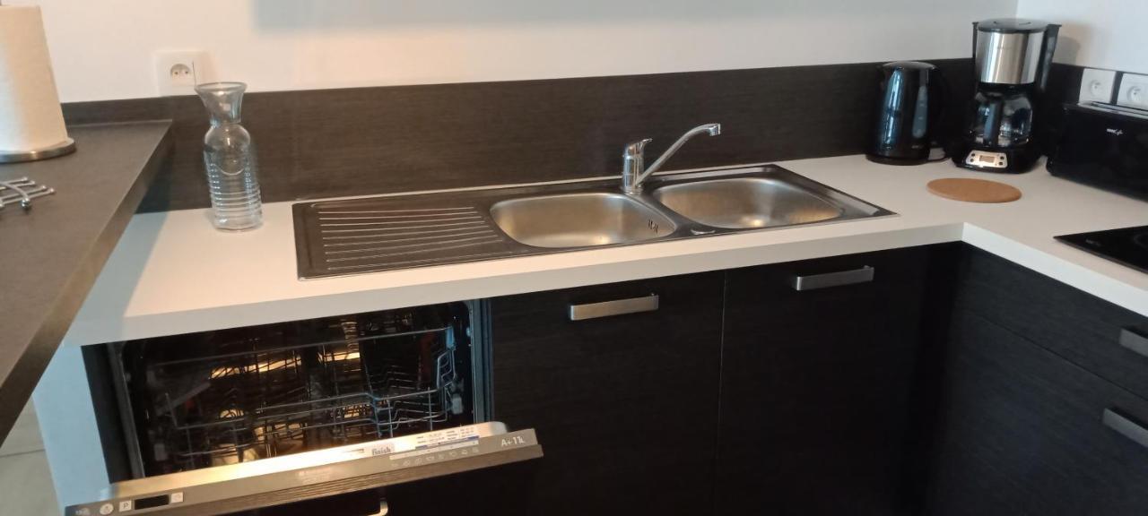 Garibaldi De Calais Fonctionnelle Nouvelle Renovation Jardin Prive Apartment Екстериор снимка